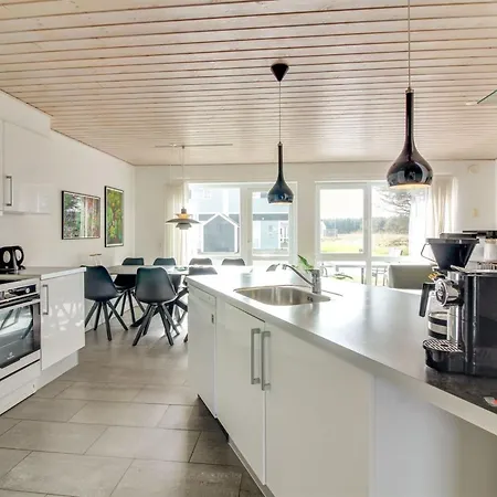 Ingolf - 750m From The Sea By Interhome